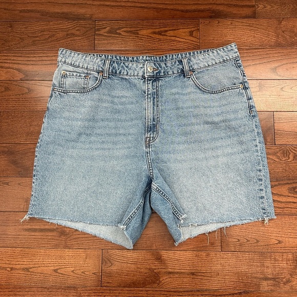 H&M Pants - H&M High Rise Denim Shorts - Raw Hem